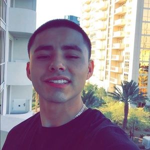 Meet your Posher, Alejandro